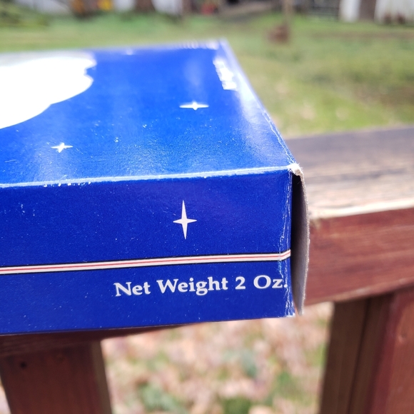 Vintage Angel Hair Spun Glass Union Wadding CO - Made In USA 2oz Box - Picture 9 of 11